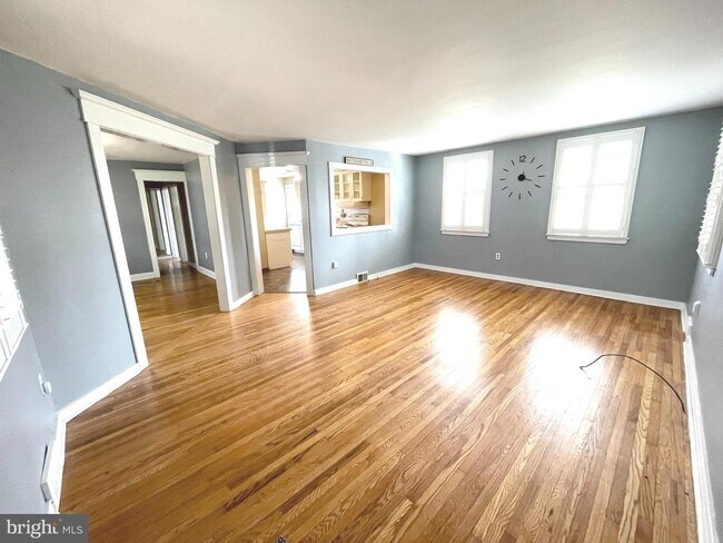 Building Photo - 1365 Davisville Rd