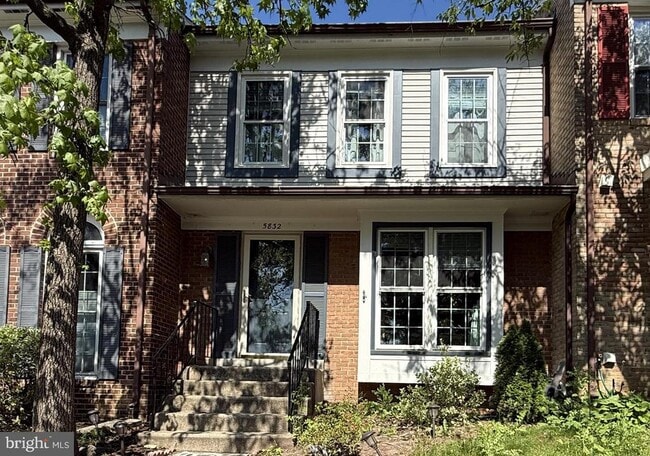 Building Photo - 5832 Apsley House Ct