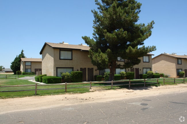Building Photo - 16280 Sequoia Ave