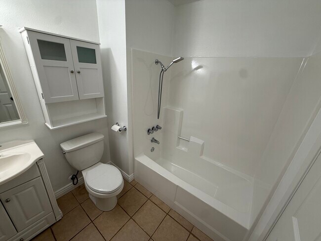 Building Photo - 28015 Sarabande Ln