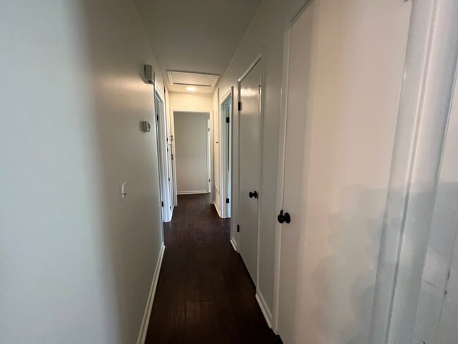 Building Photo - Cary Woods Subdivision