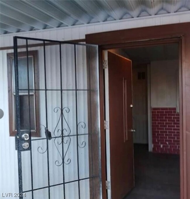 Building Photo - 367 MacFarland Ave
