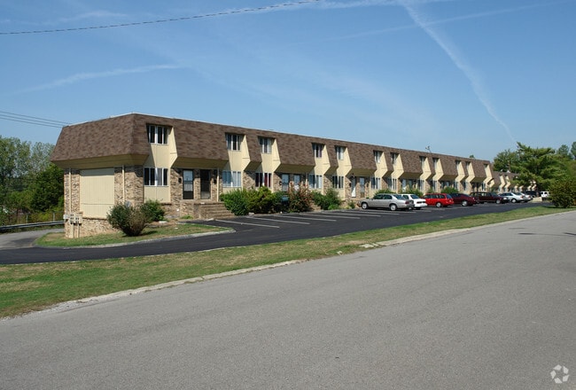 Building Photo - Castlewood Condominiums
