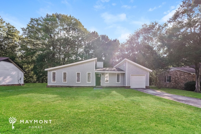 Primary Photo - 231 Brickling Rd