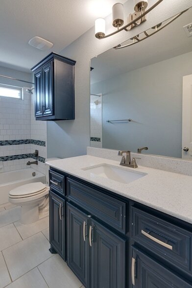 Building Photo - 4152 Las Colina Dr