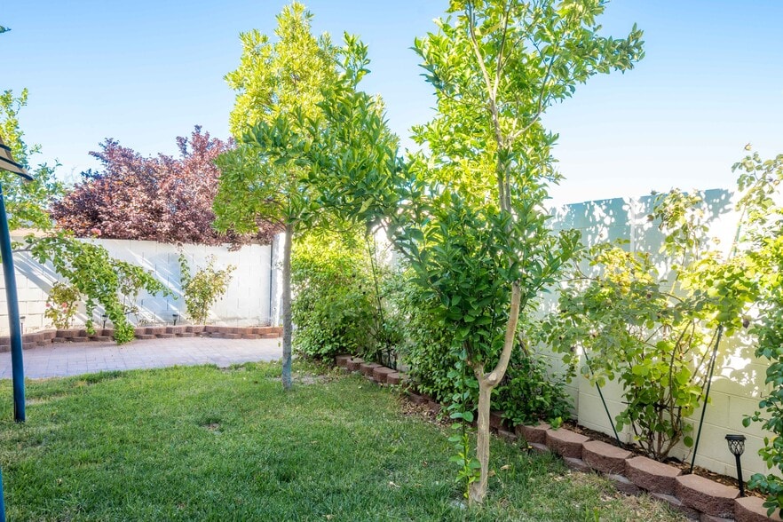 Building Photo - 7924 Horn Tail Ct