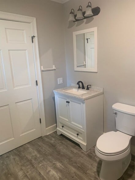 Building Photo - 14b Preble