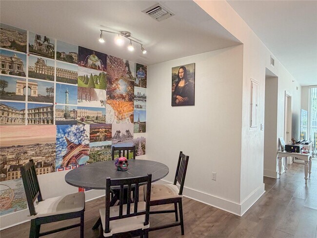 Building Photo - 90 SW 3rd St