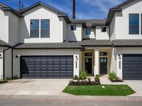 Building Photo - 12327 Maypole Bend