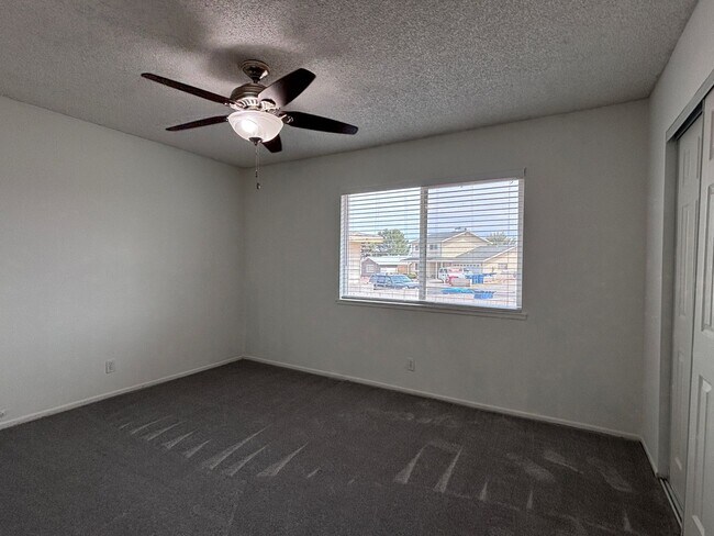 Building Photo - Spacious 4BR Single-Story with Pool, RV Parking & Large Lot Near Shopping & Dining