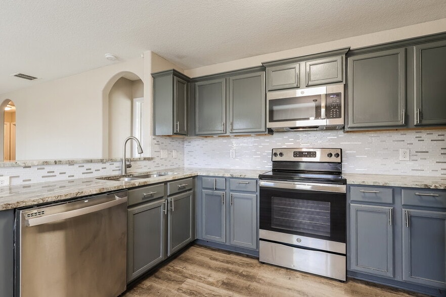 Building Photo - 5443 Chase Canyon