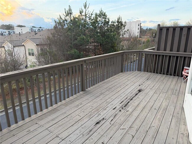 Building Photo - 3669 Chicago St NW