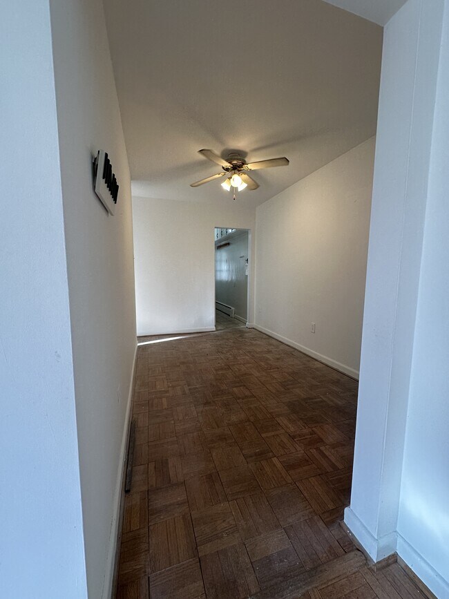 Building Photo - 704 Chaney Drive1