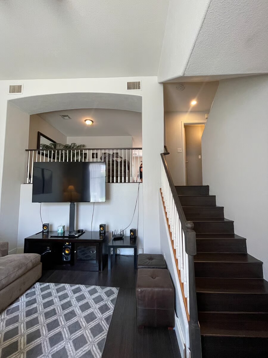 Building Photo - 329 Fountain Crossing Ln