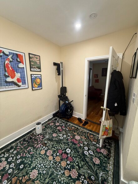 Building Photo - 36 Pratt St