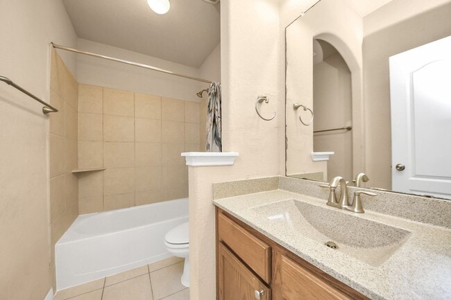 Building Photo - 28523 Pleasant Forest Dr