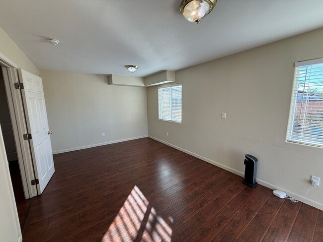 Building Photo - North 6th Street