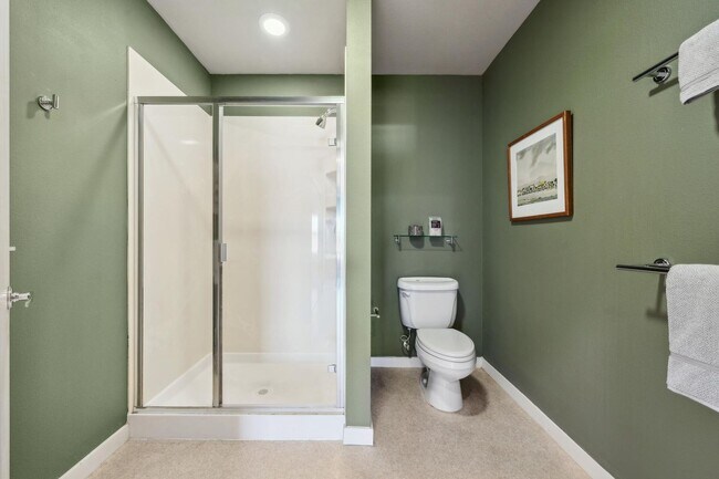 Building Photo - Refined Urban Condominium at Jack London S...