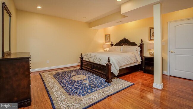 Building Photo - 14000 Baneberry Cir