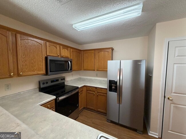 Building Photo - 6296 Hickory Ln Cir