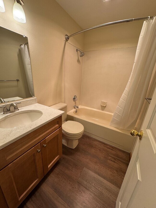 Building Photo - 3Bd/2Ba Carnation Home