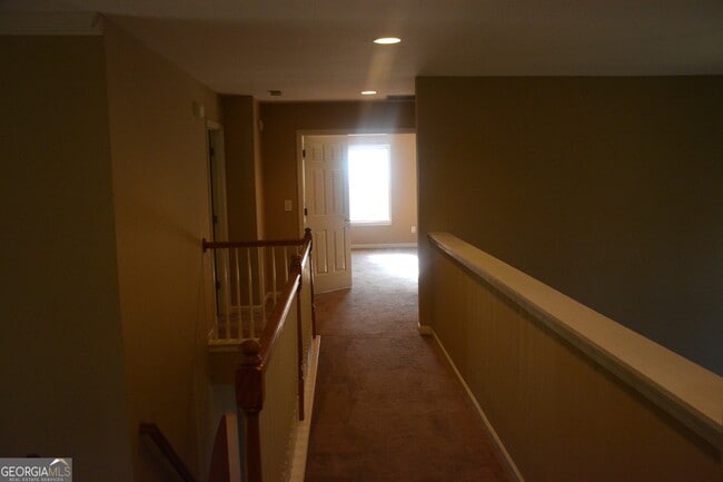 Building Photo - 7801 Waterlace Dr