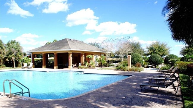 Building Photo - 1603 Chelsea Dr