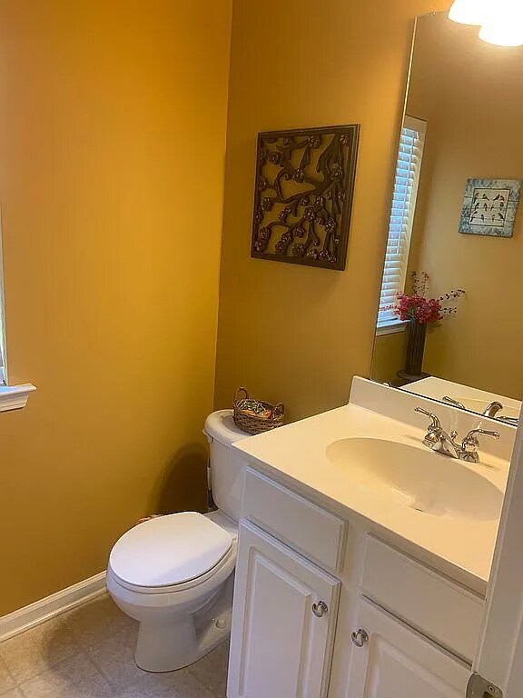 Building Photo - Room in House on Arbor Vista Dr