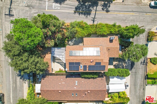 Building Photo - 2401 Olive Ave