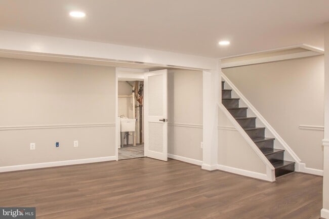 Building Photo - 2811 Mosby St
