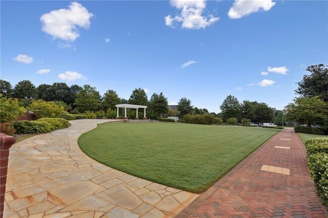 Building Photo - 24 Buford Village Walk