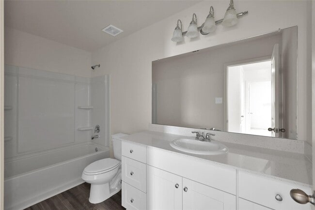 Building Photo - 14933 Alastair Ct