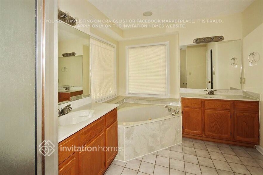 Building Photo - 1120 Jennings Dr