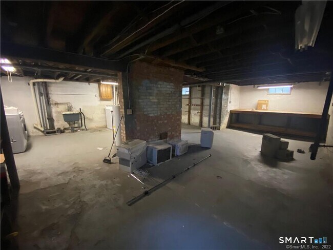Building Photo - 71 Fennbrook Rd