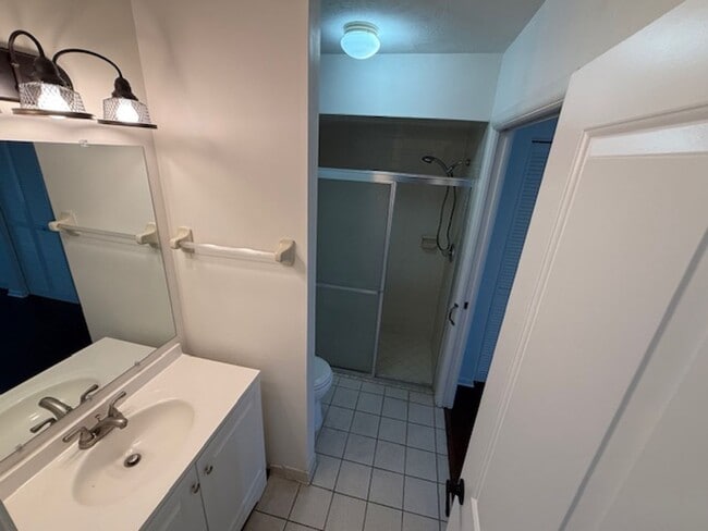 Building Photo - 150 Limewood Pl