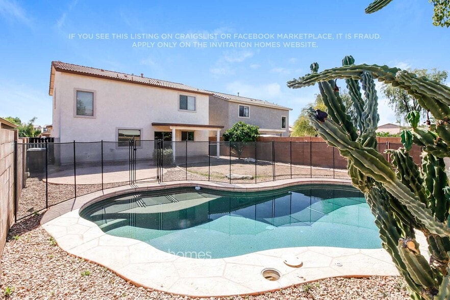 Building Photo - 45138 Miramar Rd