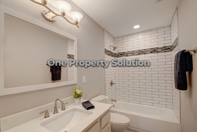 Building Photo - 4401 W 21st Ave