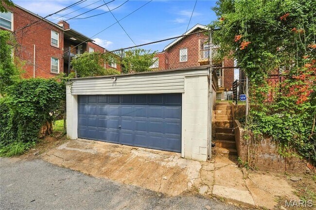 Building Photo - 5006 Queens Ave