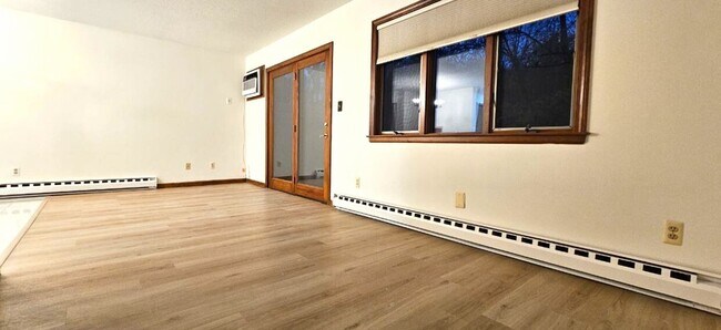 Building Photo - 25 Washington St