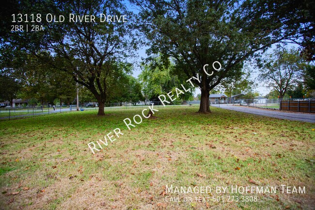 Building Photo - 13118 Old River Dr