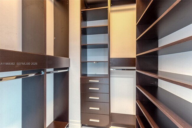 Building Photo - 3535 S Ocean Dr