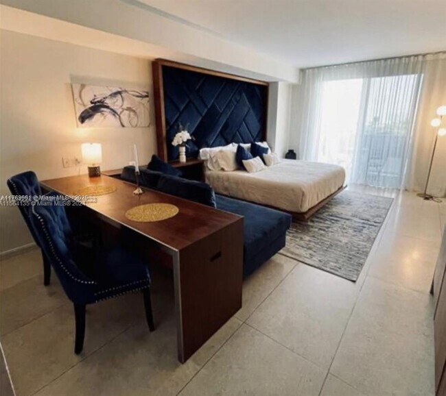 Primary Photo - 50 Biscayne Blvd