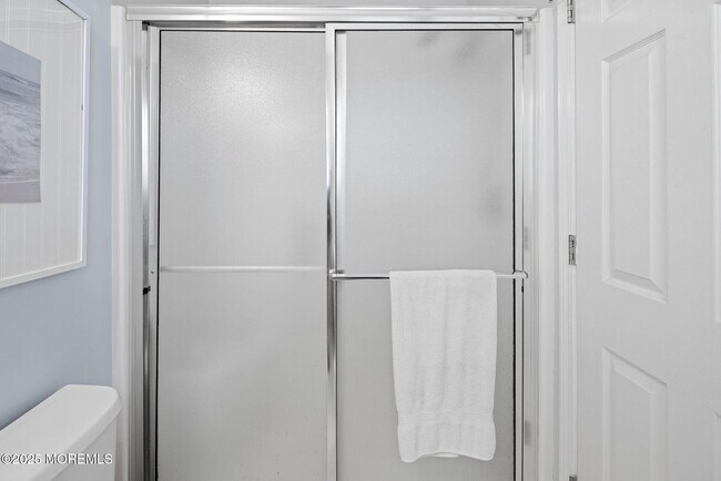 Building Photo - 148 Mizzen Ave