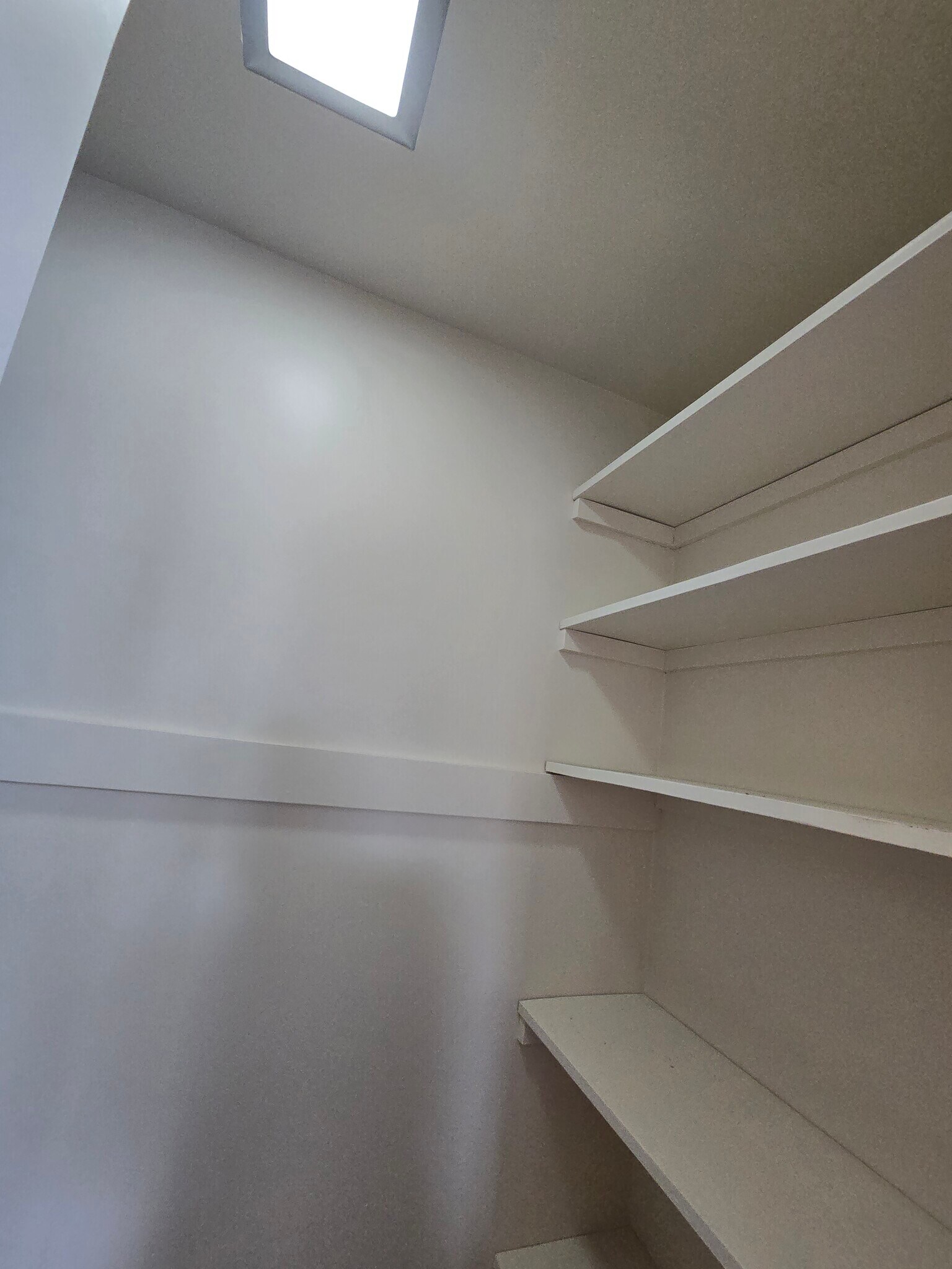 Large Pantry - 67 Cohoes Rd