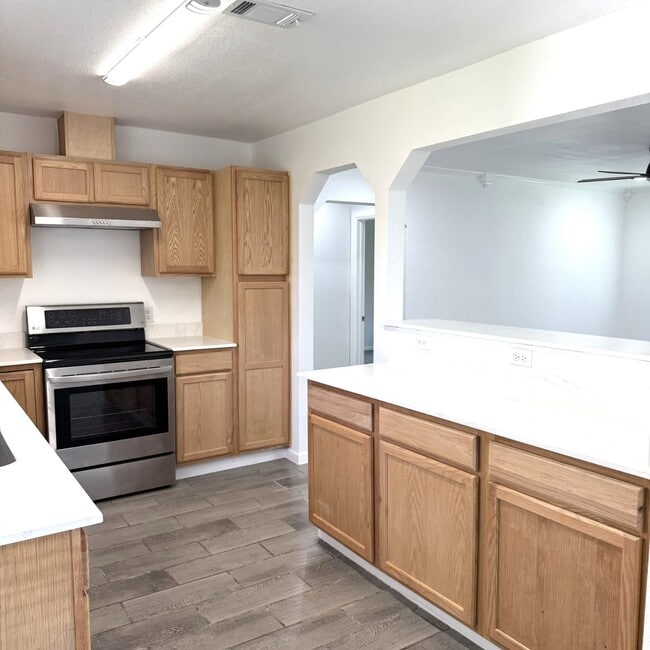 Building Photo - 3790 Le Bleu St