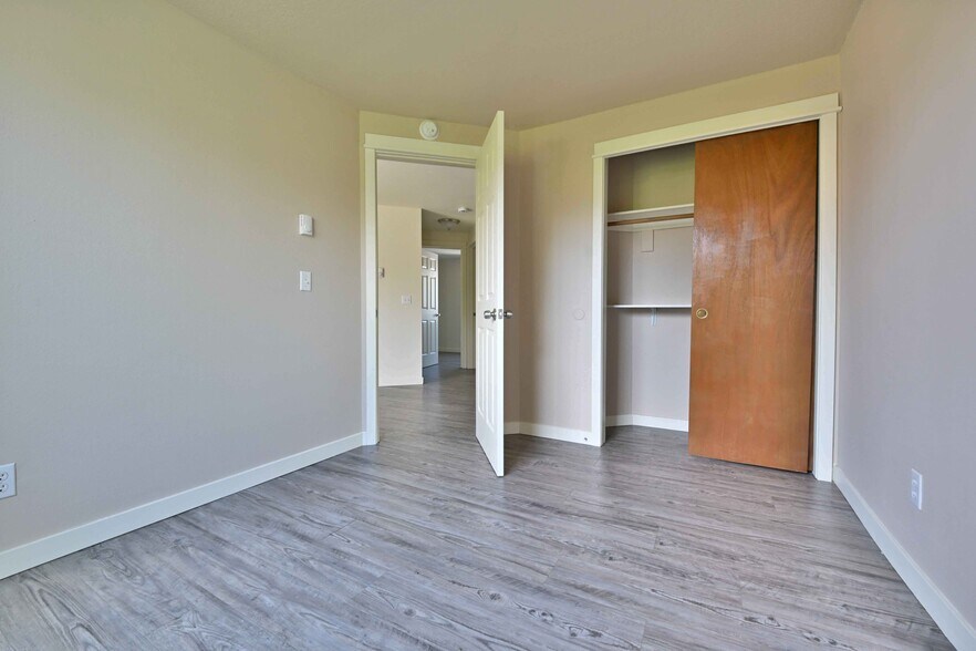 Building Photo - 12458 SE 110th Ct