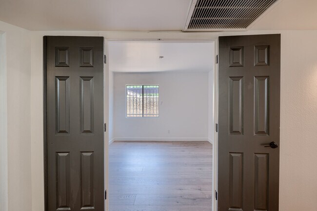 Office/Den/3rd Bedroom - 5319 E Beverly Fair Dr