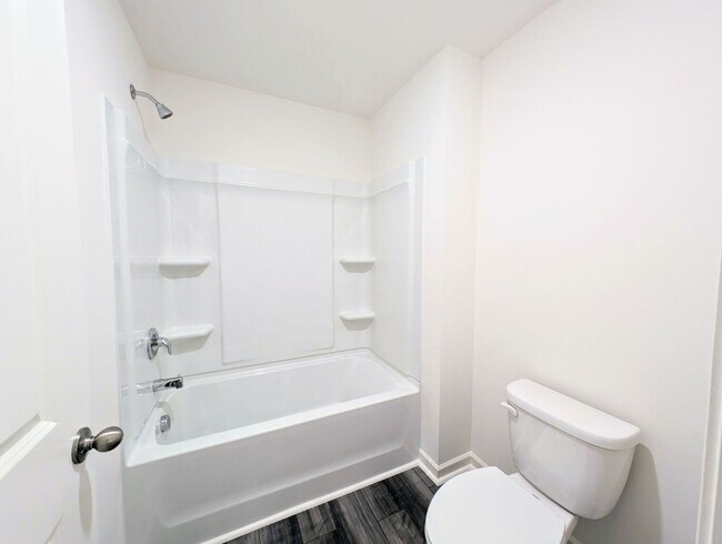 Building Photo - Tyler Gardens