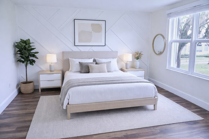 Building Photo - 1351 NE 191st St