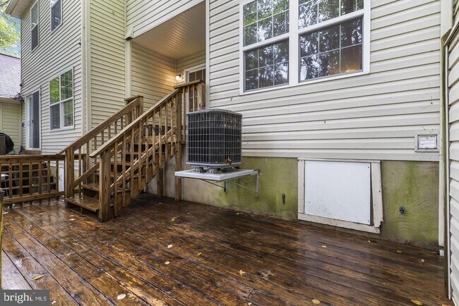 Building Photo - 8536 F St